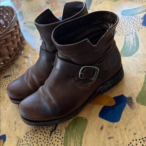 FRYE Women’s Leather Ankle Boots